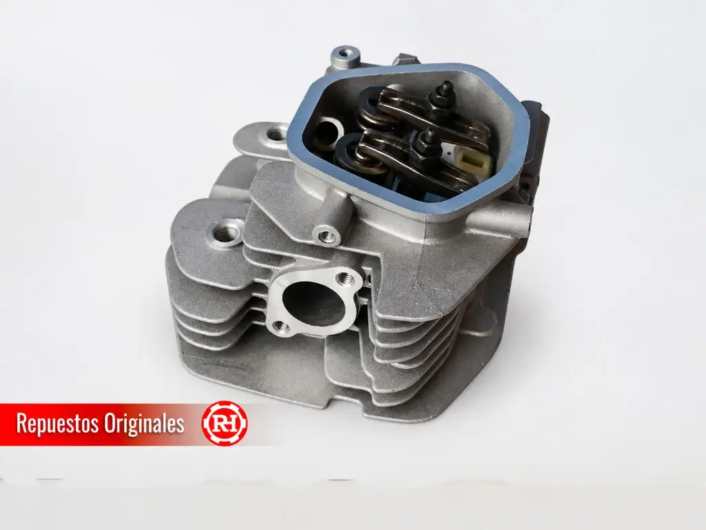 TAPA DE CILINDRO COMPLETA  MOTOR 13,5HP