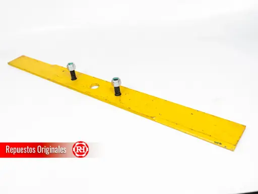 [000000000008045] CUCHILLA STD 680MM DERECHA  RH001 STD 